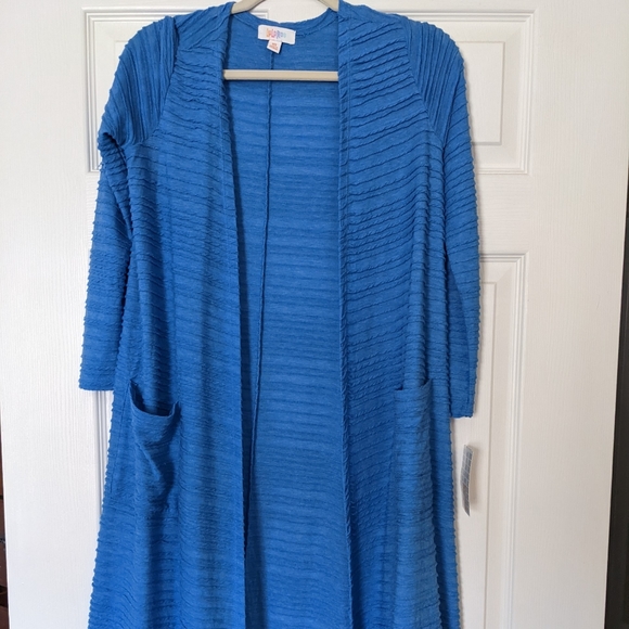 LuLaRoe Sarah - Picture 1 of 2